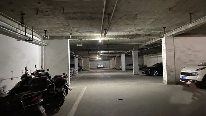 1684895498601283.jpg 1684895498601283.jpg